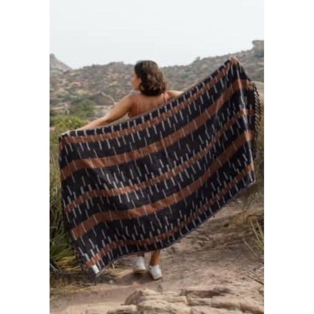 Sand Cloud Towels (2) Graphic Print Turkish 100% Cotton Beach Bath - Picture 5 of 9